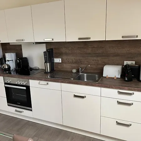 Jasi, Og 95174 Apartmán